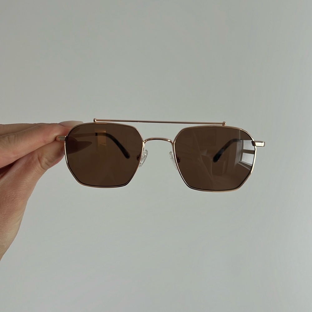 NEW WITH BOX Vehla Eyewear Sunglasses